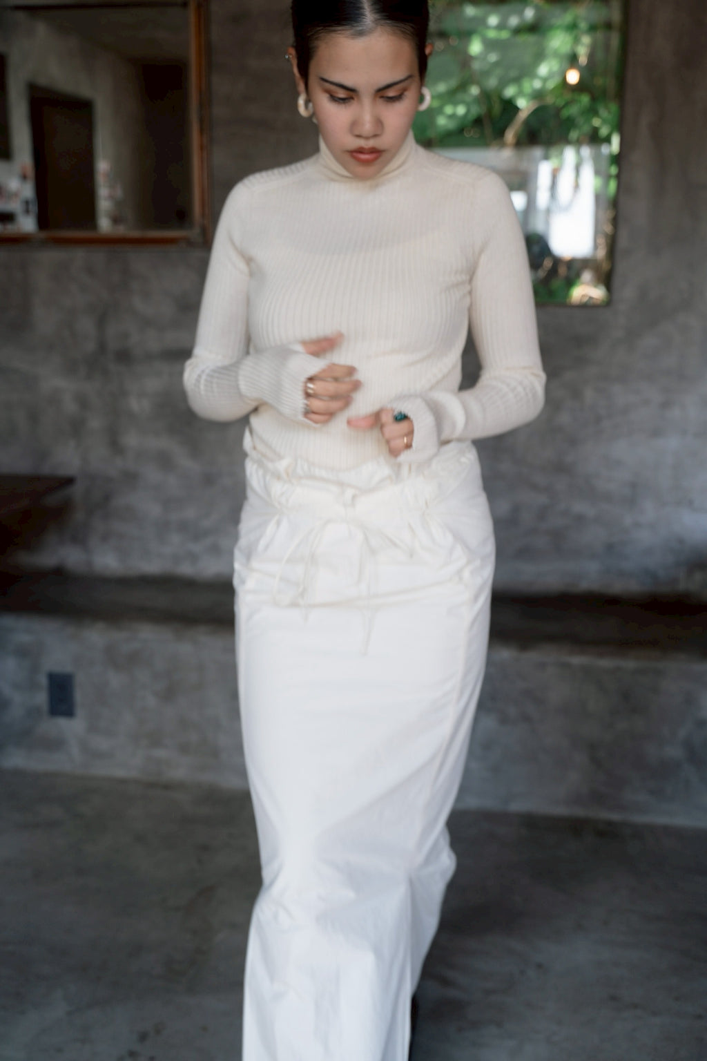 KO9（こきゅう）ホリスティックウェア Airy turtleneck | エアリータートルネックコーディネート例