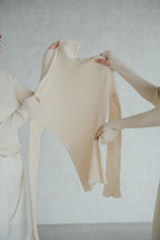 KO9（こきゅう）ホリスティックウェア Airy turtleneck | エアリータートルネック